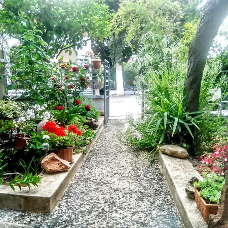 Euripides House * Skala Kallonis